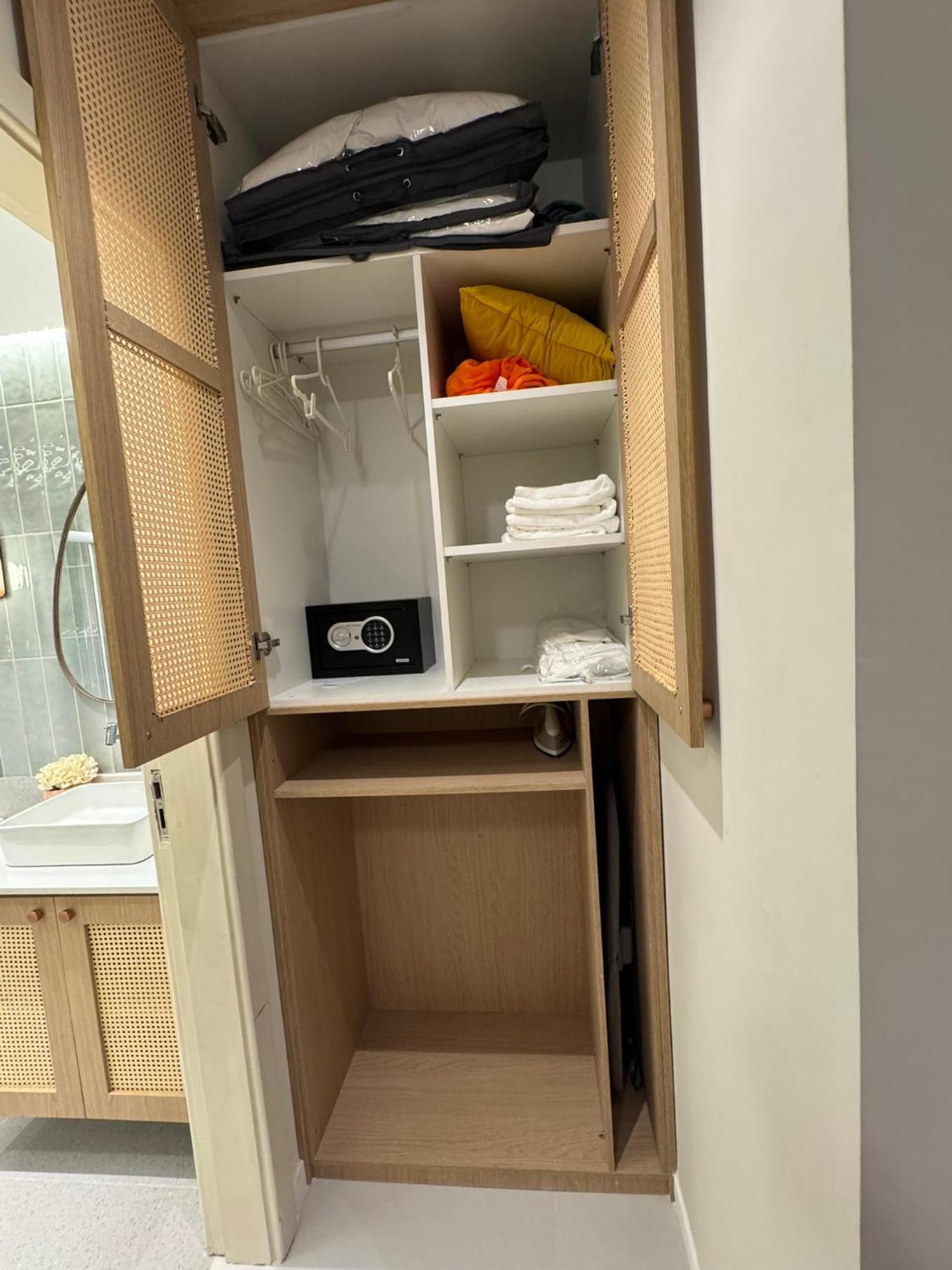 Apartamento Reformado Em Ondina Salvador